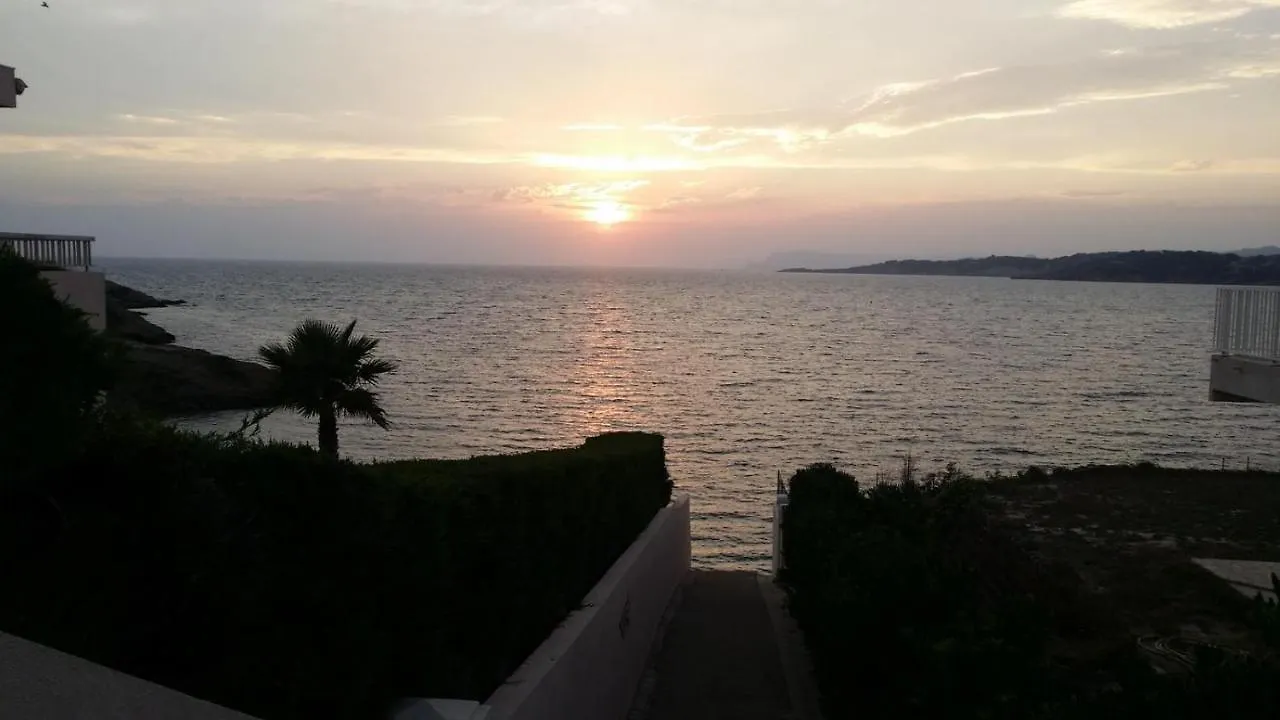 T2 De 33 M2 Plus Terrasse De 20M2 Vue Sur Mer Climatise A 10 Secondes Chrono A Pied De La Plage , Mer Et Sentier Du Littoral Residence Marina Cap Negre Six-Fours-Les-Plages contacts